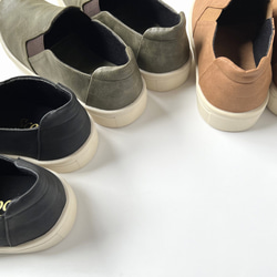 非常適合日常穿著。寬鬆側邊鬆緊帶懶人鞋 3452 第12張的照片