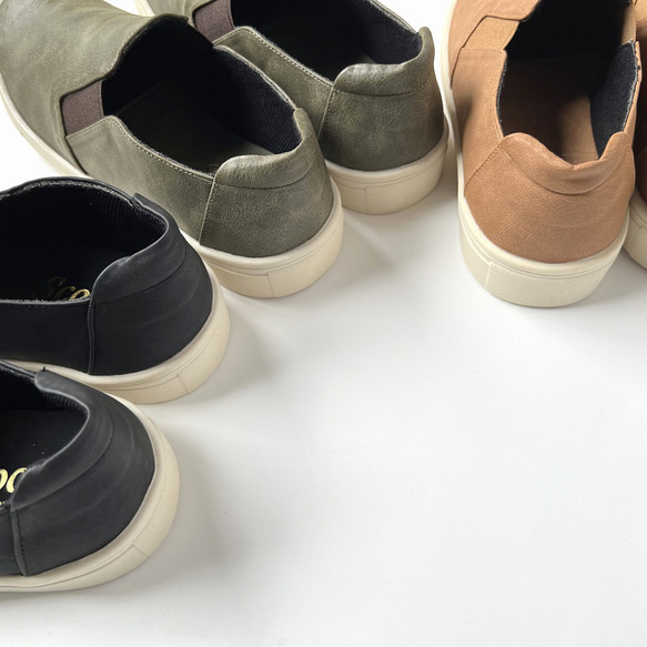 非常適合日常穿著。寬鬆側邊鬆緊帶懶人鞋 3452 第12張的照片