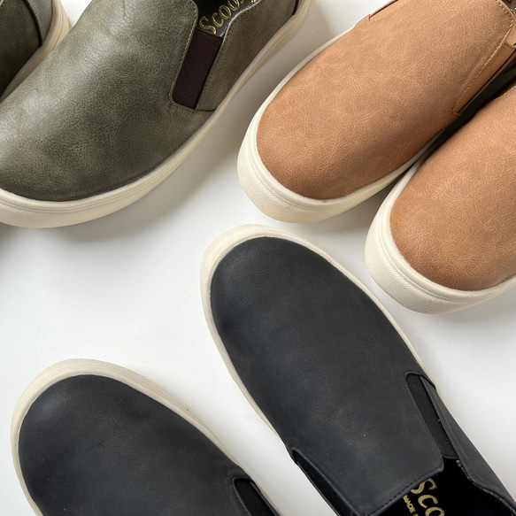 非常適合日常穿著。寬鬆側邊鬆緊帶懶人鞋 3452 第11張的照片