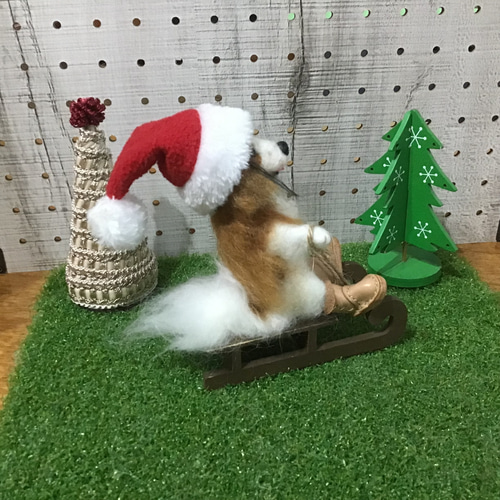 コーイケルホンディエソリに乗る❣️ 羊毛フェルト コーギー
