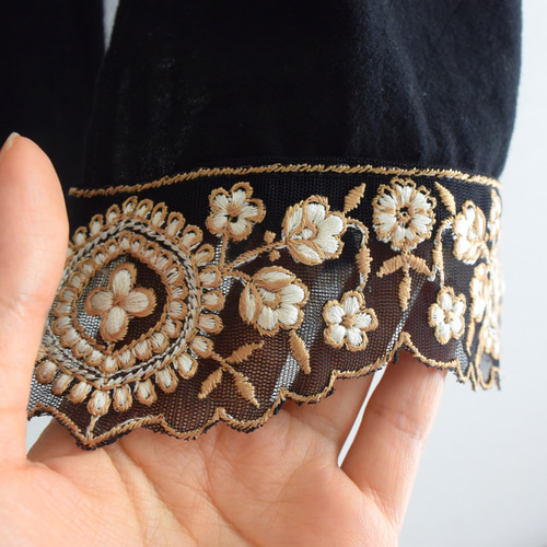 受注制作】インド刺繍レース飾りのふわふわガーゼボイルストール