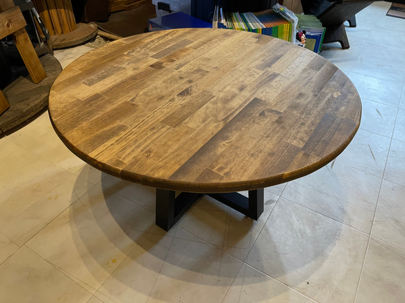 在庫あり　即納　丸テーブル　テーブル　机　ダーク　ブラック　杉　棚　天然木 在庫あり即納丸テーブルテーブル机ダークブラック杉棚天然木