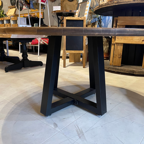 在庫あり即納丸テーブルテーブル机ダークブラック杉棚天然木