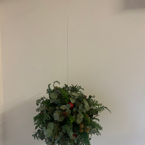 森の香りたっぷりXmasフライングボール リース モモノキ 通販 18437809