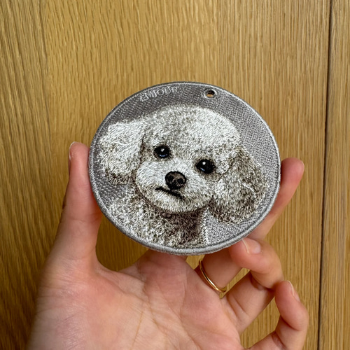 キーホルダー 刺繍 プードル トイプー ホワイト 犬 キーチェーン