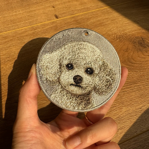 キーホルダー 刺繍 プードル トイプー ホワイト 犬 キーチェーン