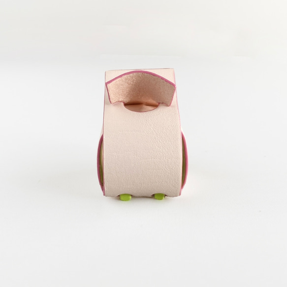 身を守る革のミニオブジェ【sisyu / ししゅ】（ベージュピンク×ライム×ピンク） 4枚目の画像