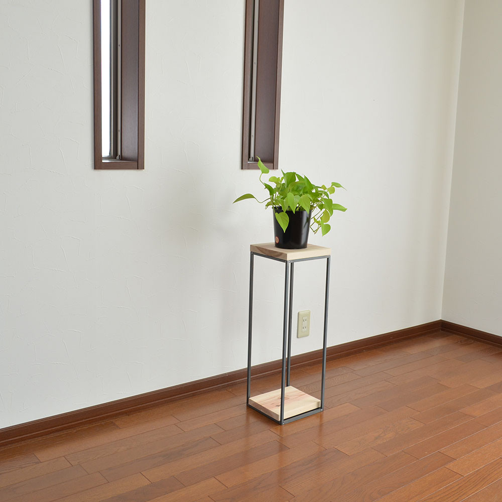 高さ62㎝　アイアンラック　植物棚　飾り台　店舗展示棚　フラワースタンド　花台　什器