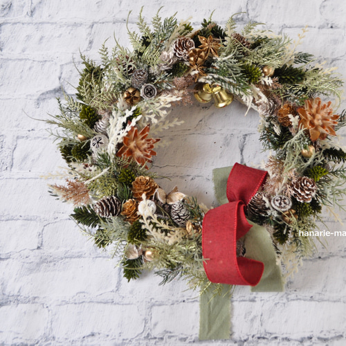 直径35㎝ コニファーと木の実 ウィンターリース：クリスマス ベル