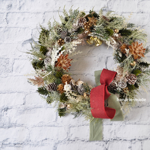 直径35㎝ コニファーと木の実 ウィンターリース：クリスマス ベル