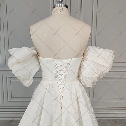 シンプル 着痩せ ウェディングドレス イブニングドレス パーディ演奏会  