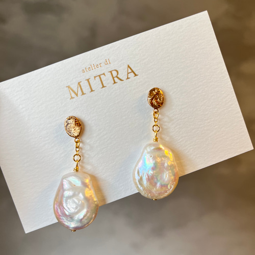 清楚な白♡大ぶり淡水バロックパールピアス/ケシ風/人気/ウェディング