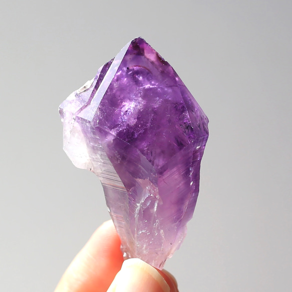 【希少産地/最強品質】シャンガーンアメジスト＊1点物＊　天然石 結晶原石 希少産地/最強品質】シャンガーンアメジスト＊1点物＊ 天然石 結晶原石