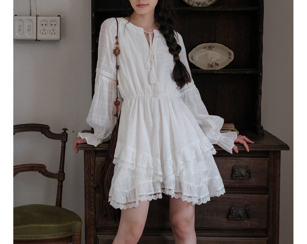 早秋、休暇風スカート、長袖ドレス、腰を締める、レディース