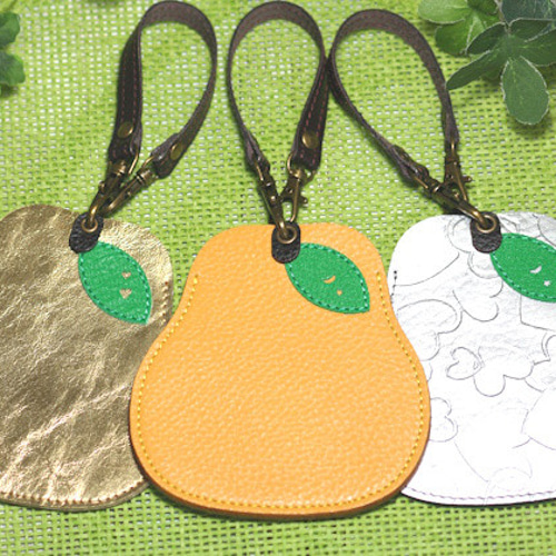 りんごちゃんパスケース・本革6色・ICカードケース・牛革ストラップ