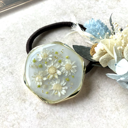 ハートリング♡の花びら チョコ色レジンに薔薇を飾って… ヘアゴム