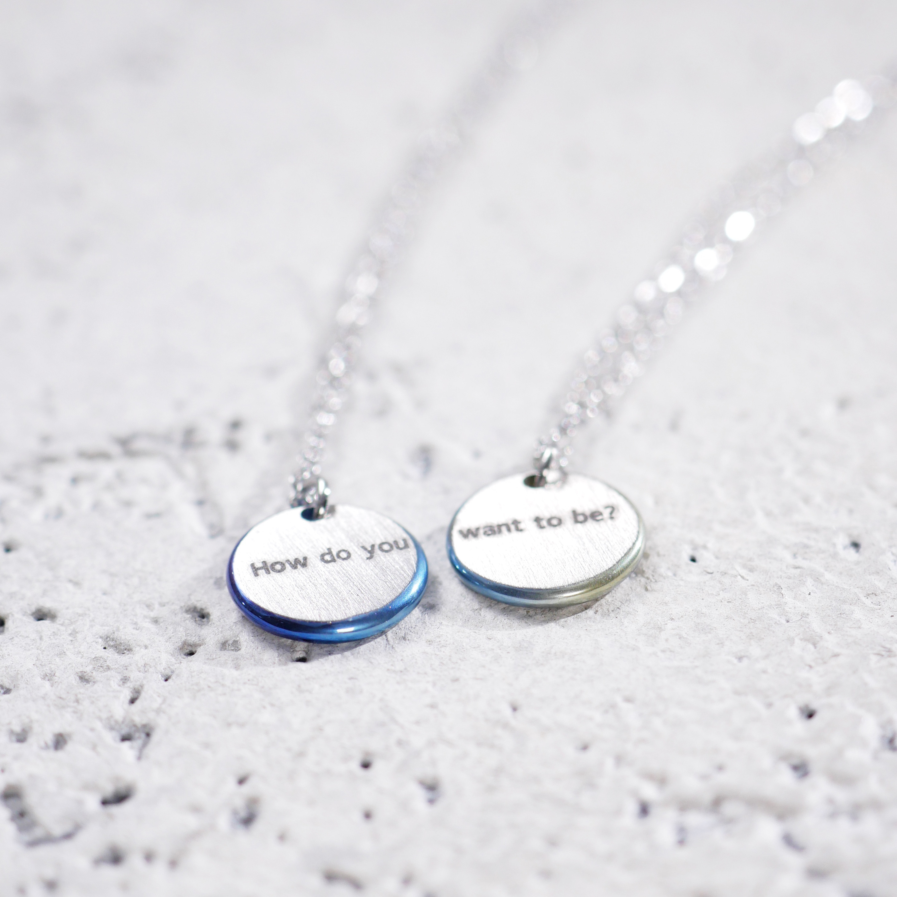 Creema限定ホリデーボックス ペアネックレス オーダー刻印 純チタン製コイン ネックレス