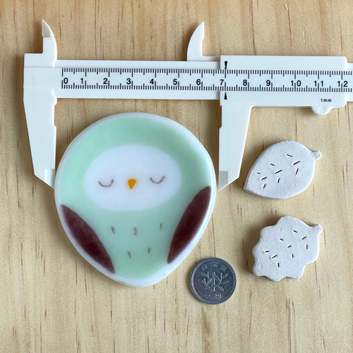 ふくろうガラスとアロマストーン◇アロマ皿セット◇フクロウと葉っぱ