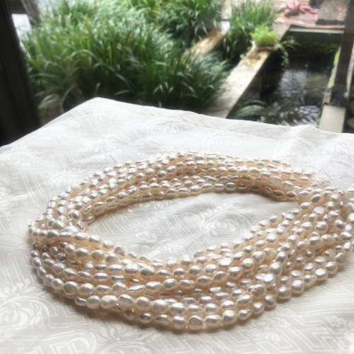 481 鰯雲のバロックパール【1連40㌢】6×7ミリ 白 高品質淡水真珠