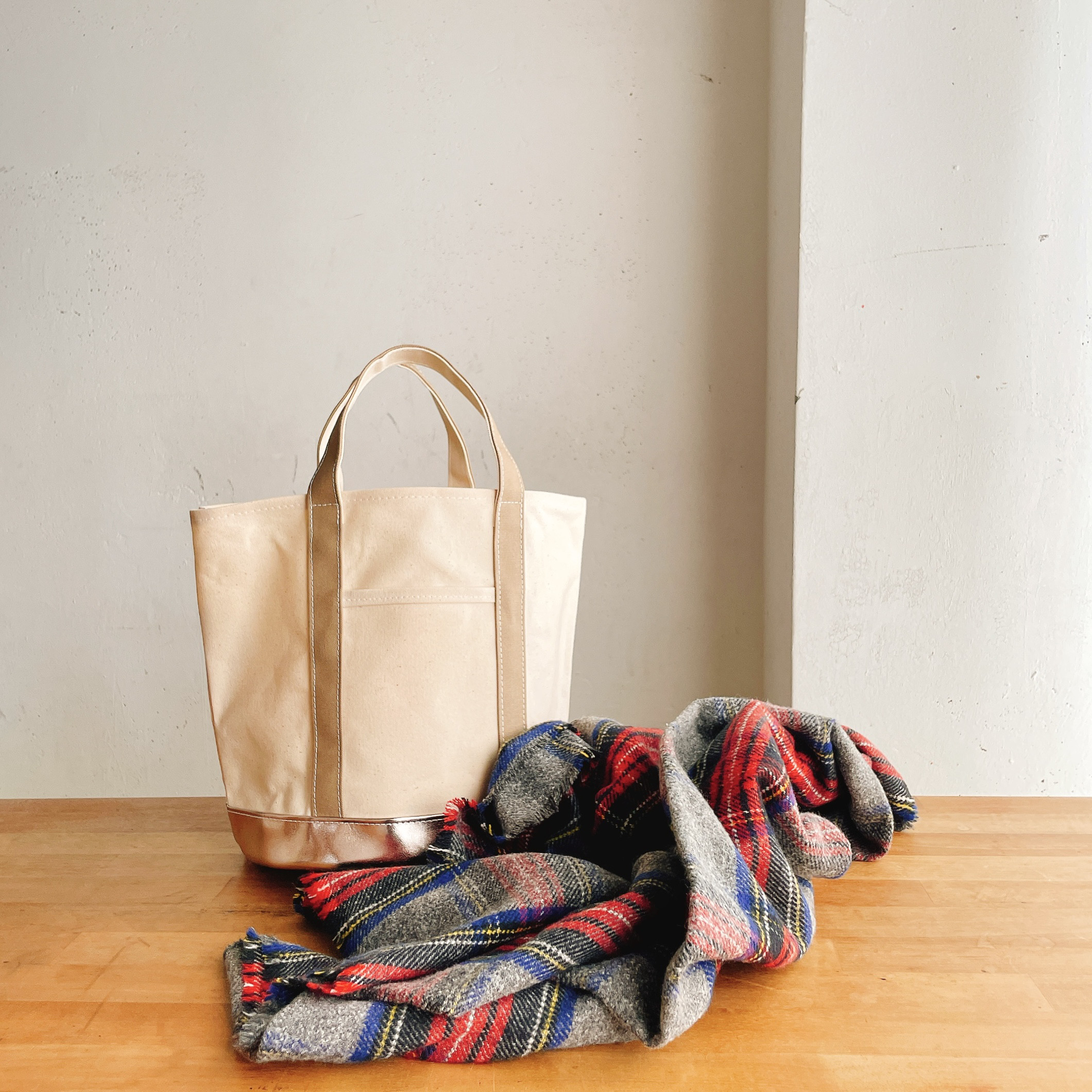 ［M］ゴールドを使った気持ちの上がる帆布のバケツトート！　キナリ×マッシュルーム×ゴールド