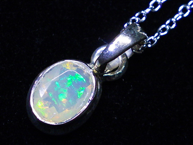 ★天然オパールカットネックレス★シルバーネックレスチェーン付き★天然石ジュエリーペンダント★シルバー925★銀
