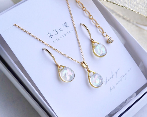 オーロラクリスタル ピアスとネックレスセット 特集掲載〗送料無料 ピアス ネックレス セット シンプル オーロラ