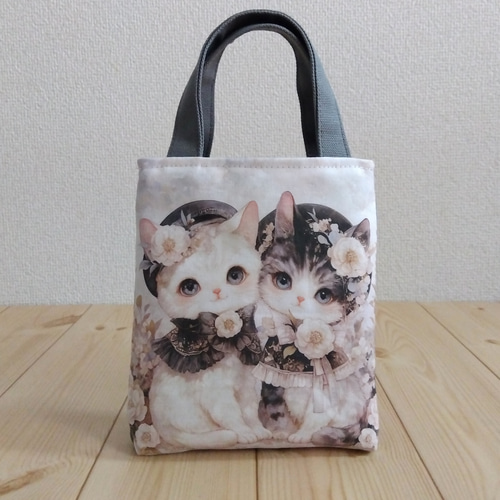 可愛いねこ、ポメラニアンパネル生地　ハンドメイド　ミニバック　ポーチ 可愛いねこ、ポメラニアンパネル生地 ハンドメイド ミニバック
