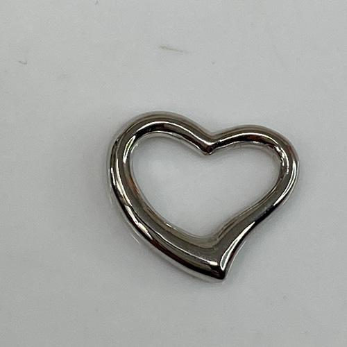 pt900 プラチナ 無垢 ハート ペンダント ペンダントトップ よーだ 通販