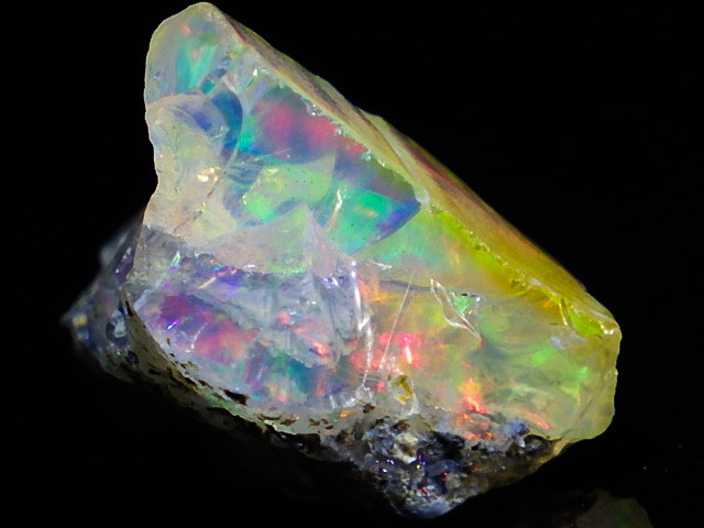 H-5 ボルダーオパール 42g 蛋白石 原石 鑑賞石 自然石 鉱石 鉱物 鉱石