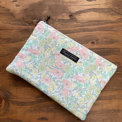 リバティ✳︎フラットポーチ ポーチ metaro 通販 18442133｜Creema  