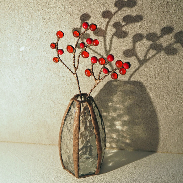 アンティークなステンドグラスのコロンと一輪挿し（お花付き） 7枚目の画像