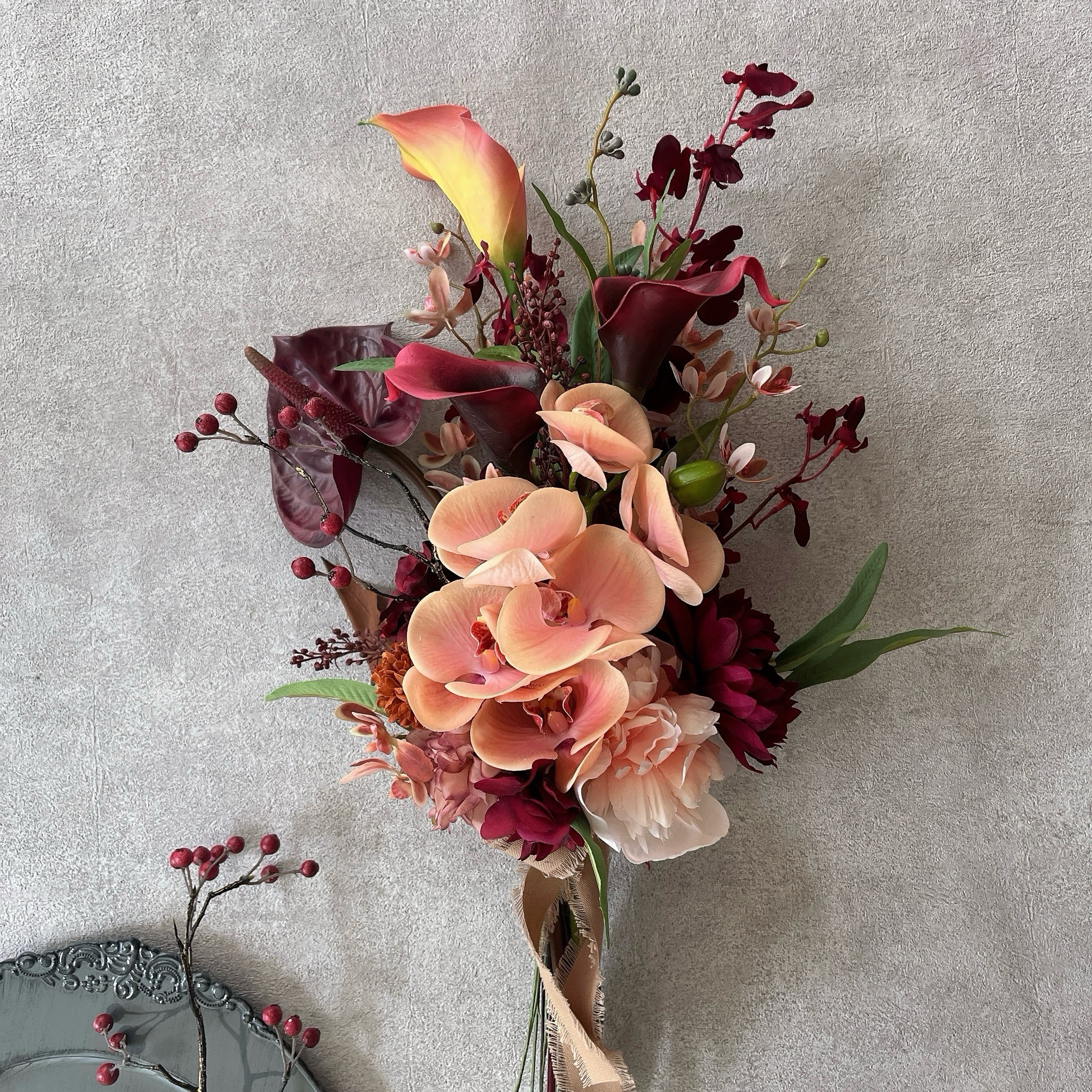 カラー＆淡オレンジ胡蝶蘭のユーカリブーケ　◻︎アーティフィシャルフラワー◻︎ ウェディングブーケ　※受注制作※