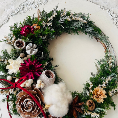 長く楽しめるプリザーブドフラワー クリスマス三日月リース リース
