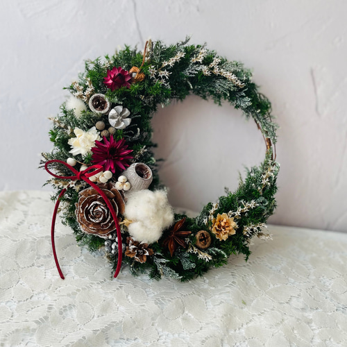 長く楽しめるプリザーブドフラワー クリスマス三日月リース リース