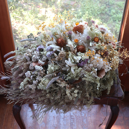 秋色紫陽花のドライフラワー横長スワッグ 秋色紫陽花のドライフラワー横長スワッグ 秋色紫陽花とユーカリの