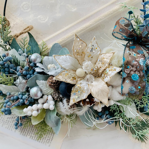 ネイビーブルー＆シルバー　木の実＆ポインセチアのシックなクリスマス造花 北欧の森 クリスマスリース フープリース 造花 シャビーシック