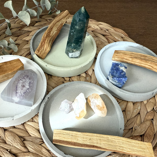 2点おまとめ パワーストーン セレナイト グリーンフローライト オブジェ 2点おまとめ パワーストーン セレナイト グリーンフローライト