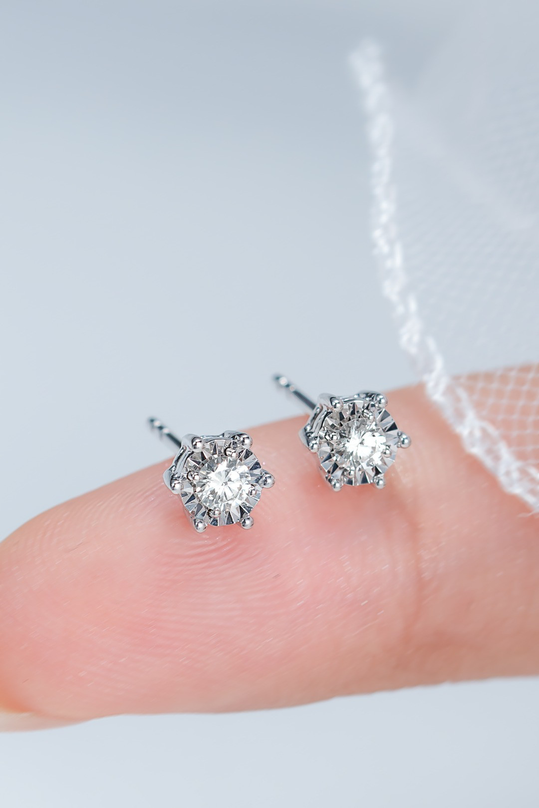 天然ダイヤモンドピアスk18