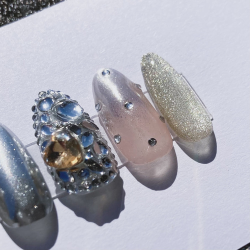 ネイルチップ 派手Y2k キラキラ シルバー 個性的 ちゅるん うるうる 可愛い ネイルチップ 派手Y2k キラキラ シルバー 個性的 ちゅるん うるうる