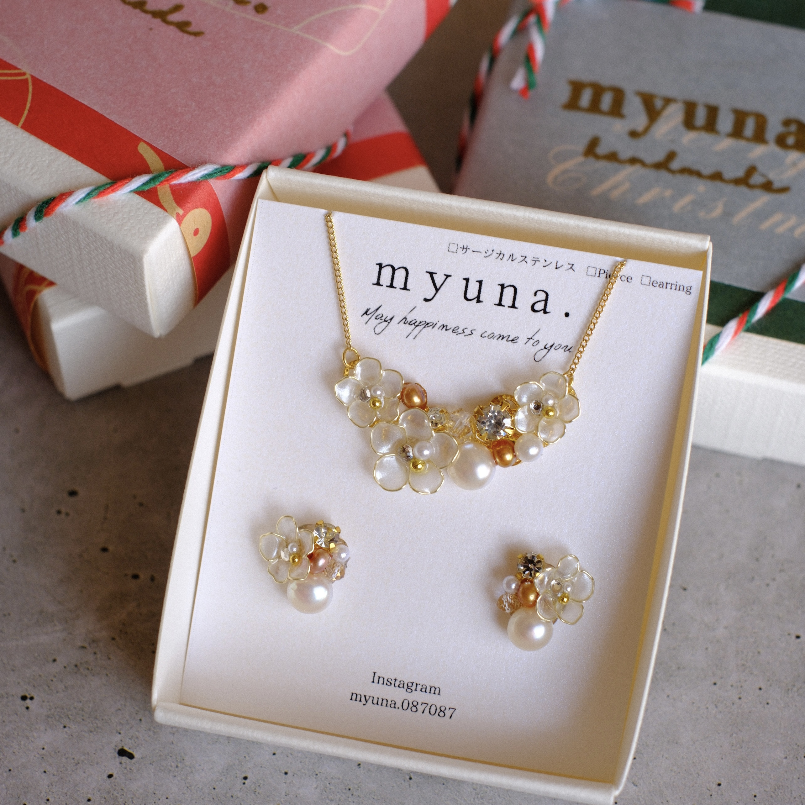 雪の華　ピアス/イヤリング・ネックレスセット　クリスマスギフト　クリスマス　スペシャルギフト