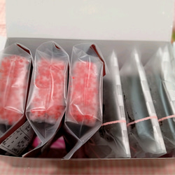 【Creema限定  送料無料】『米粉☆腸活ブラウニー』～活性炭入りスイーツ〜ストロベリーチョコトッピングあり３、なし３ 4枚目の画像