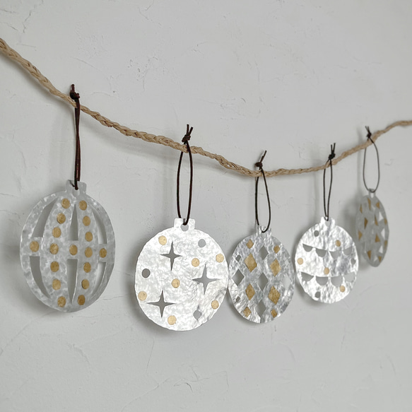 5点セット ] ボール型／アルミのオーナメント ガーランド merico 通販