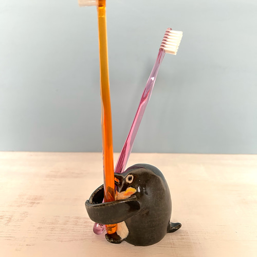 ペンギンの歯ブラシ立て その他置物 imuk 通販 18445040｜Creema