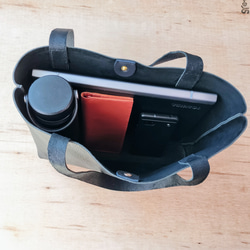 【姫路レザー】A4がしっかり入るノーブルトートバッグ（手縫い/シンプル/肩掛け/メンズ/レディース/仕事）ブラック 12枚目の画像