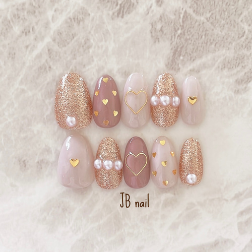 【オーダー】ネイルチップ クリスマスネイル キラキラネイル ピンクネイル ピンクブラウン×グレージュ×ゴールド♡ ハートホロ レトロネイル