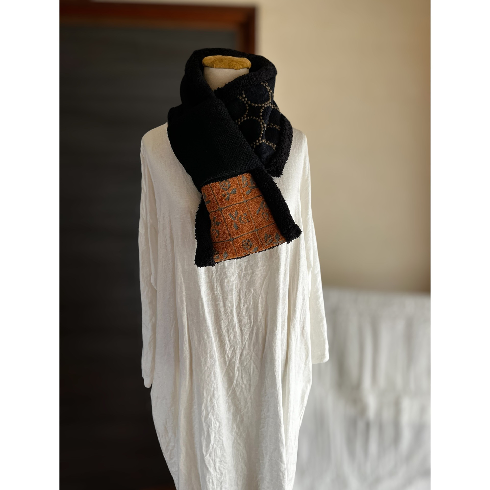 差し込みタイプスヌード/ミナペルホネン