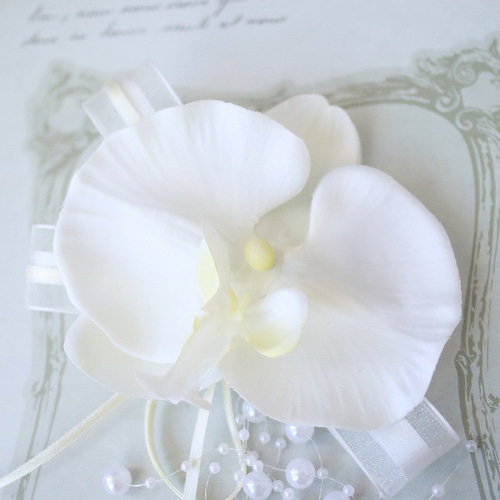 アウトレット】コサージュ 胡蝶蘭 シンプル ヘアコサージュ 髪飾り