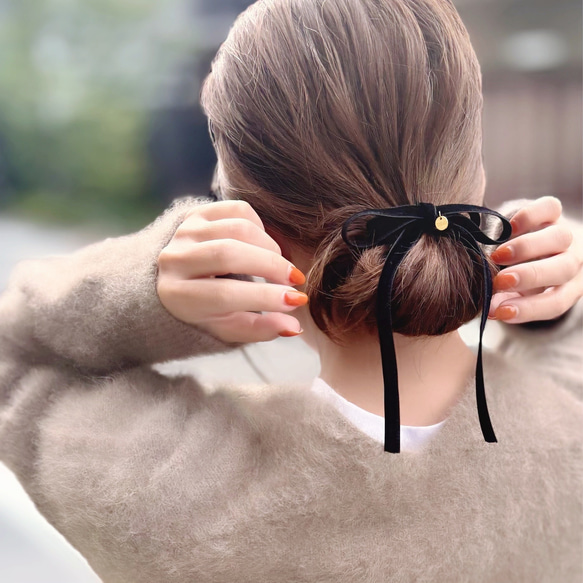 * coco vanilla* ベロアリボン ポニーフック 1枚目の画像