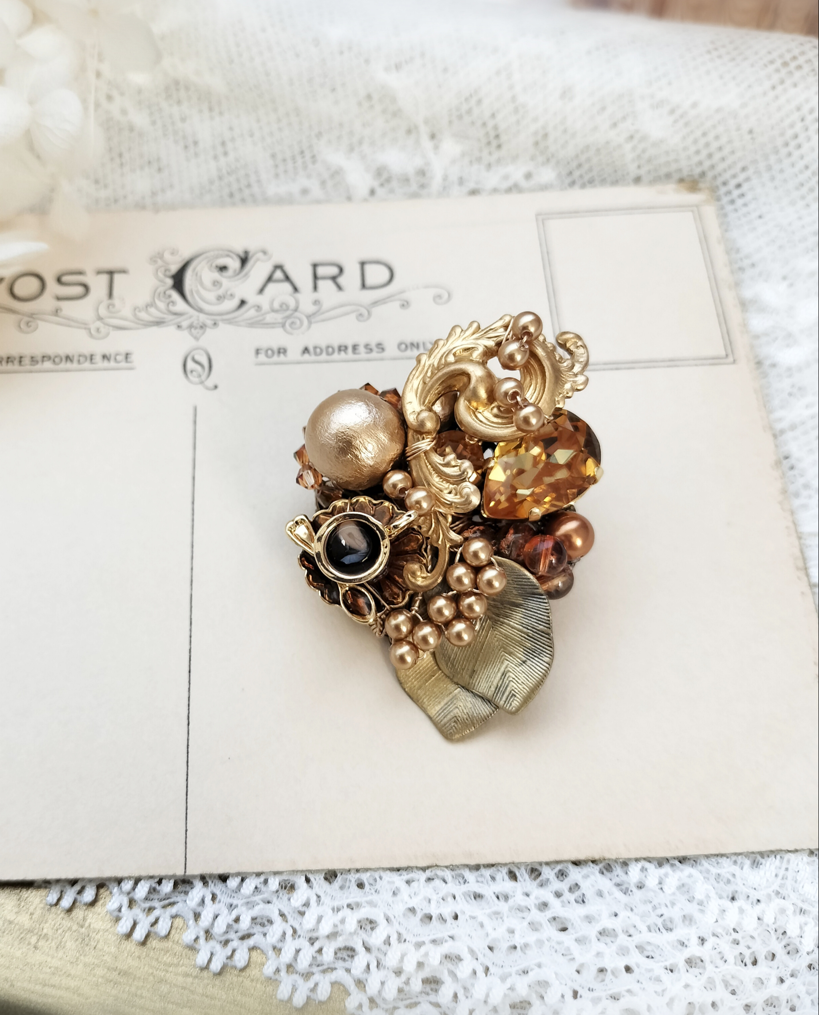 brooch　紅茶　ブラウン　真鍮　秋　リーフ　ブローチ