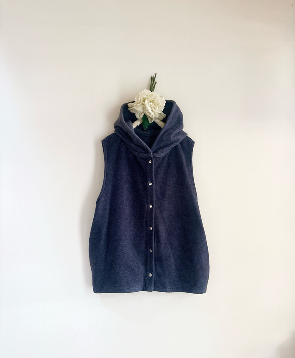 新作❤️春の寒暖差にちょうどいい❤️フードか可愛いメルトンベスト❤️ネイビーグレー❤️色変更可能❤️SML(2〜3Ｌ) 5枚目の画像